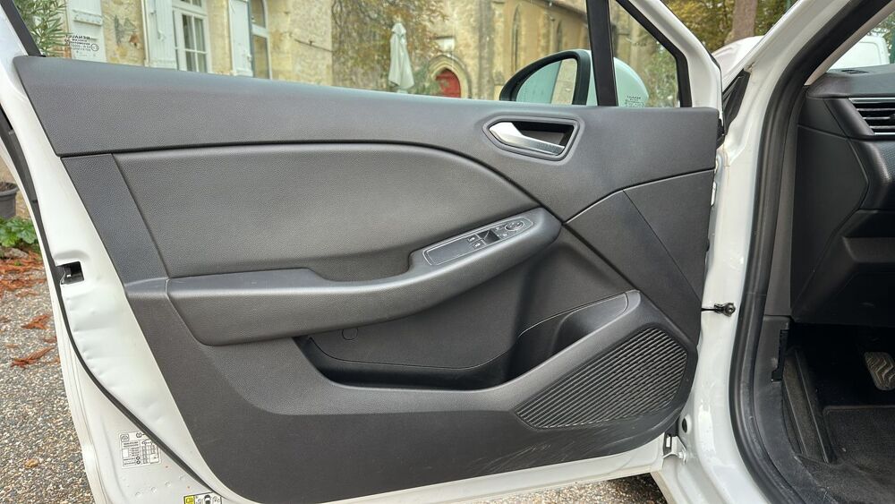 Clio 1.0 TCe 100 Zen - 5 places 2019 occasion 32360 Jegun