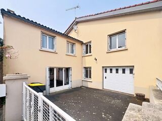  Maison à vendre 6 pièces 122 m²