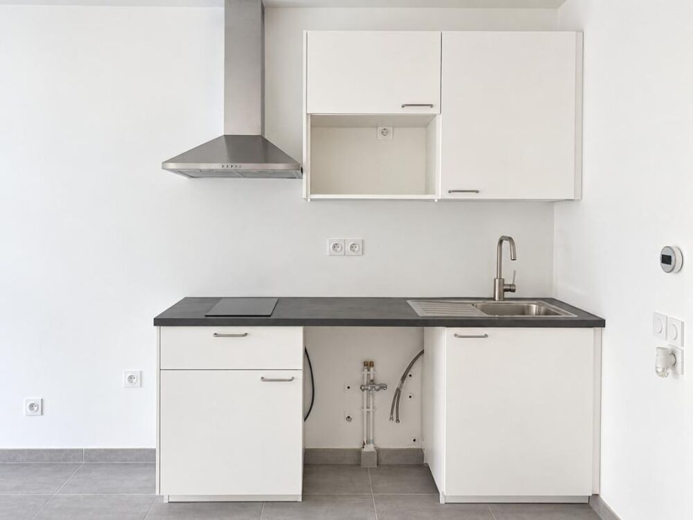 Location Appartement T2 avec terrasse, jardin et garage à MARSEILLE Marseille 9
