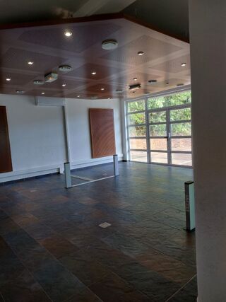  Immeuble à vendre 12 pièces 378 m²