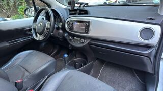 Yaris 1.5 VVT-i 100 Hybrid E-CVT Style 2013 occasion 69003 Lyon
