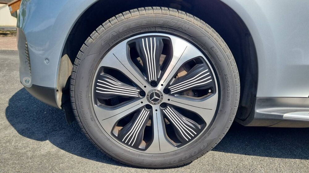EQC 400 408 4Matic Edition 1886 2019 occasion 86000 Poitiers