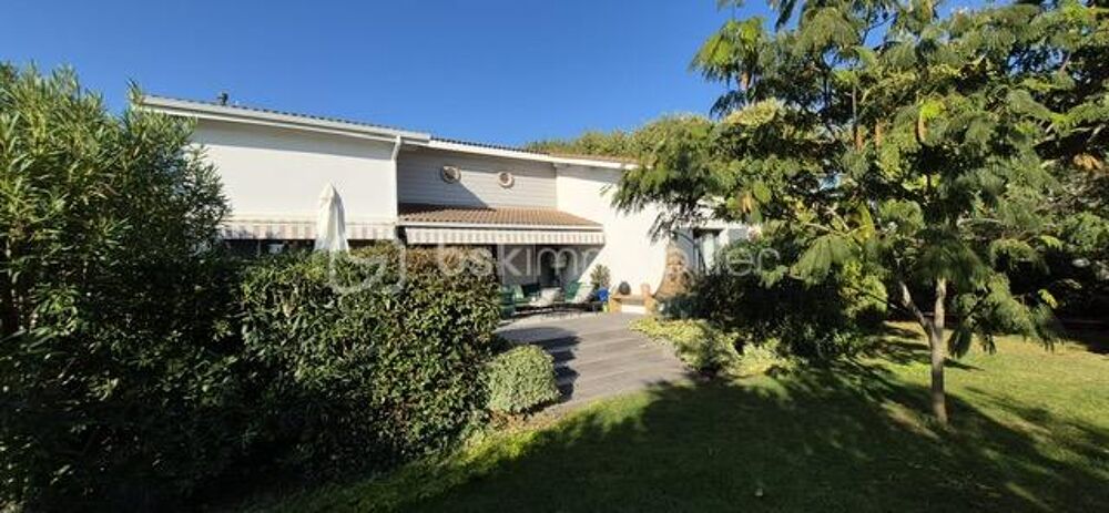 � vendre  Villa Saint-Laurent-d'Aigouze (30220)