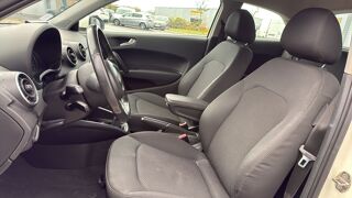 A1 I 1.6 TDI 90 Ambiente 2012 occasion 69960 Corbas