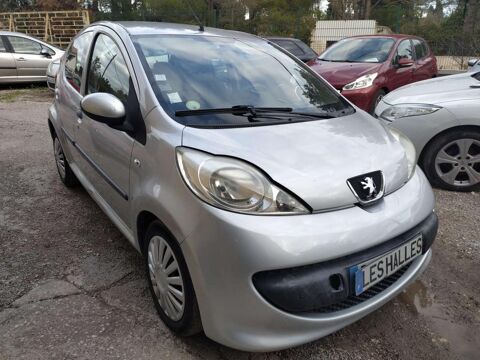 Peugeot 107 1,0 68CV 12V 2-TRONIV TRENDY BOITE AUTO 2008 occasion &Eacute;guilles 13510