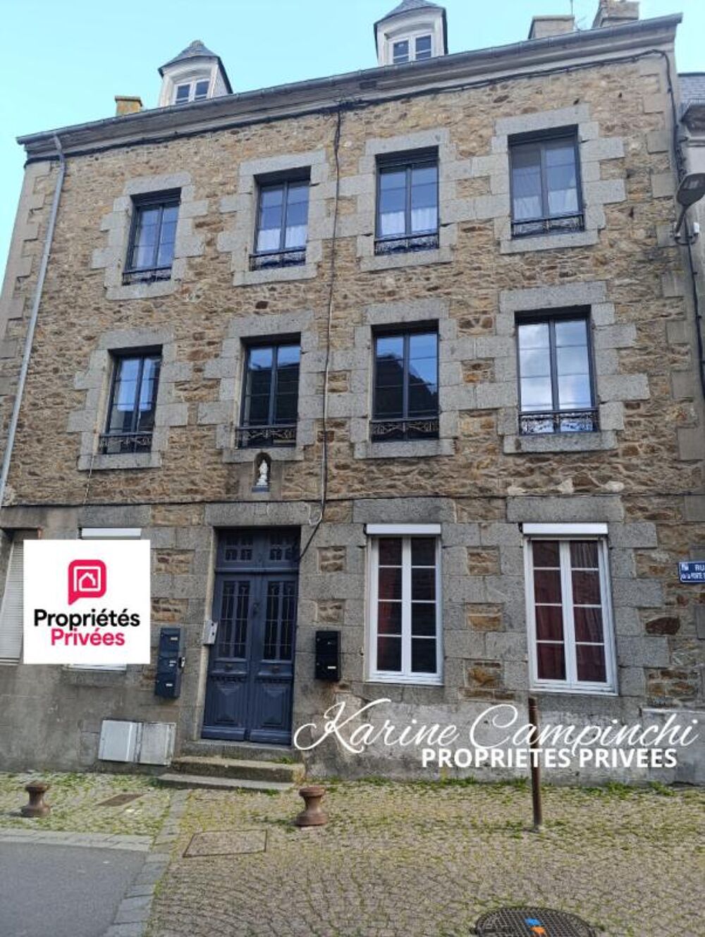 Lamballe T1BIS libre en plein centre historique, idéal pour un premier achat ou un investissement locatif