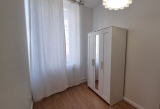  Appartement à louer 3 pièces 50 m²