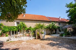  Proprit/chteau  vendre 14 pices 380 m