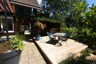  Maison à vendre 10 pièces 275 m²