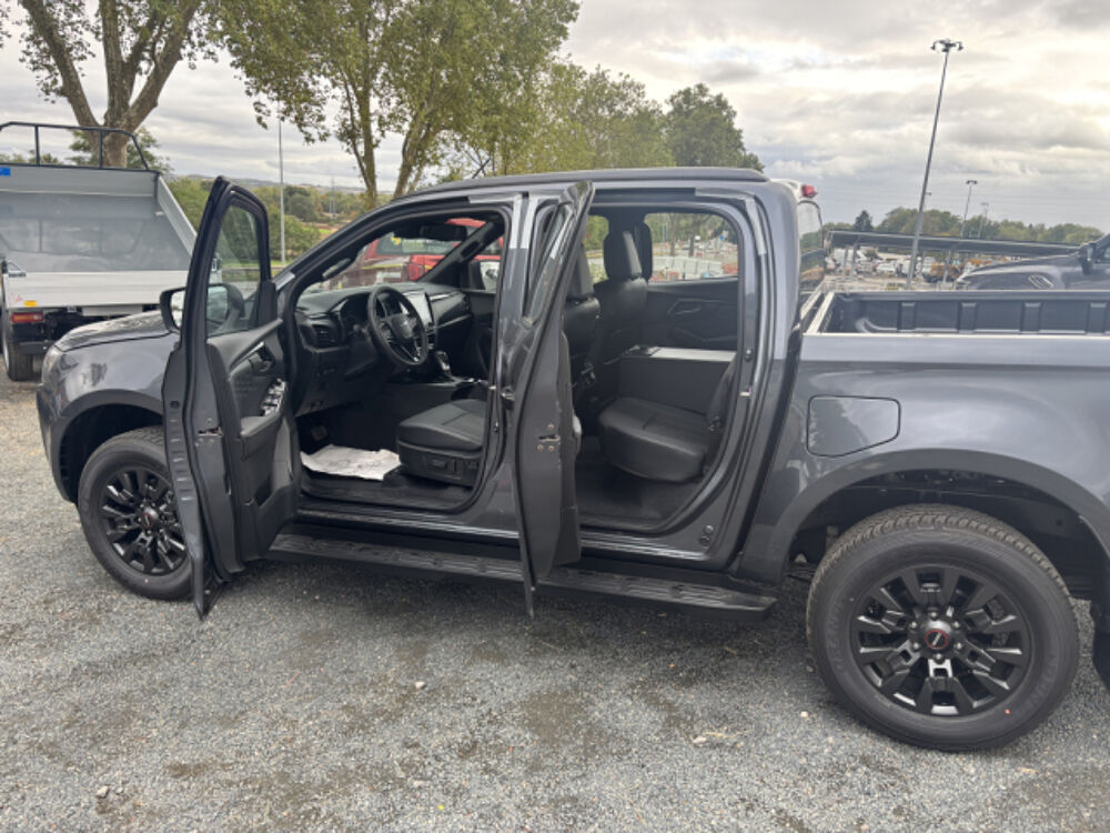 D-MAX 2026 CREW CABINE A/T NITRO SPORT 2026 occasion 69830 Saint Georges De Reneins