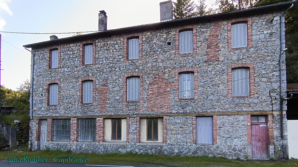 Vente Immeuble Bâtiment avec 4 appartements - secteur Thiers - proche sortieA89 – La Monnerie (63650) La monnerie le montel