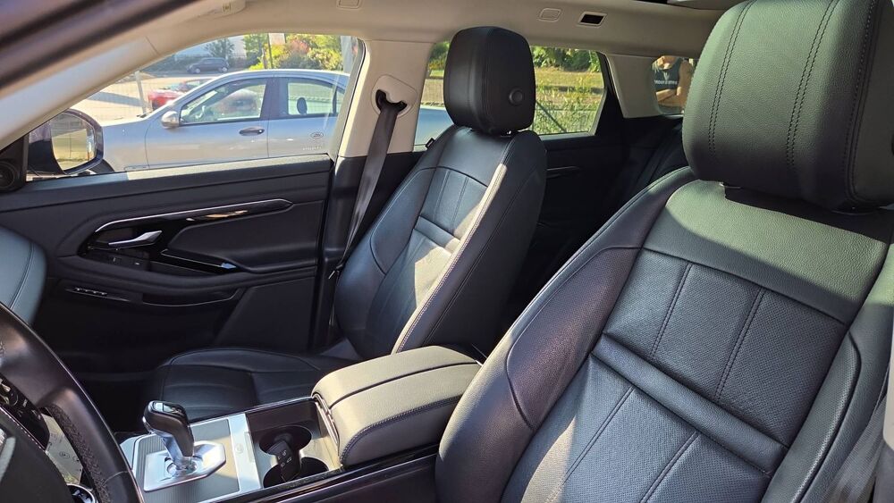 Range Rover Evoque 2.0 D150 BVA9 R-Dynamic SE - Automatique 2019 occasion 83980 Le Lavandou