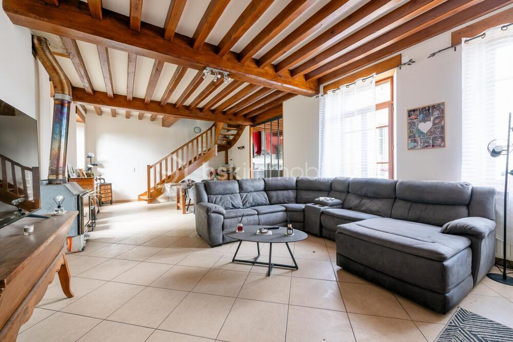 Vente Maison Magnifique longère du 19 ème siècle totalement rénovée avec ses grands volumes et ses dépendances ! Sens