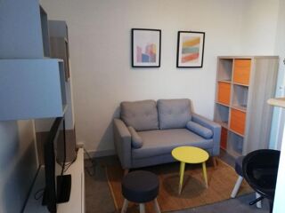  Appartement à louer 1 pièce 20 m²