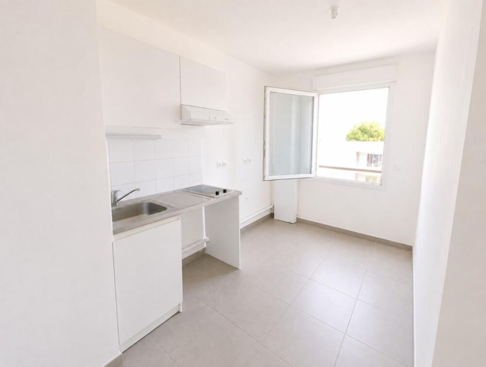 Location Appartement Appartement T2 avec balcon et parking à VILLEURBANNE Villeurbanne