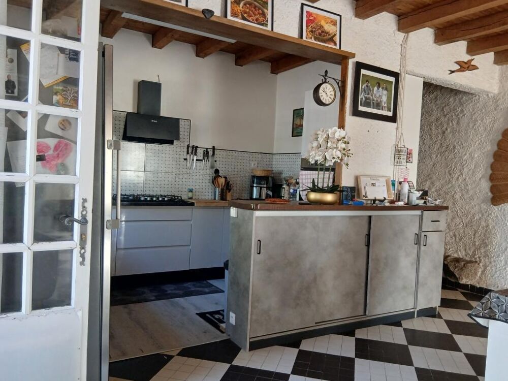 Maison à vendre 3 pièces LUCHAPT (86)