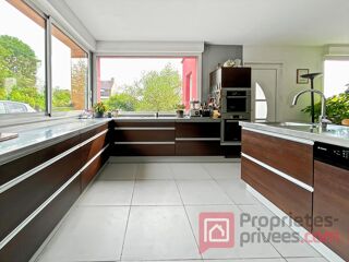  Propri�t�/ch�teau � vendre 126 m�