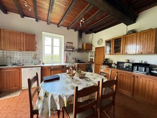  Propri�t�/ch�teau � vendre 7 pi�ces 215 m�