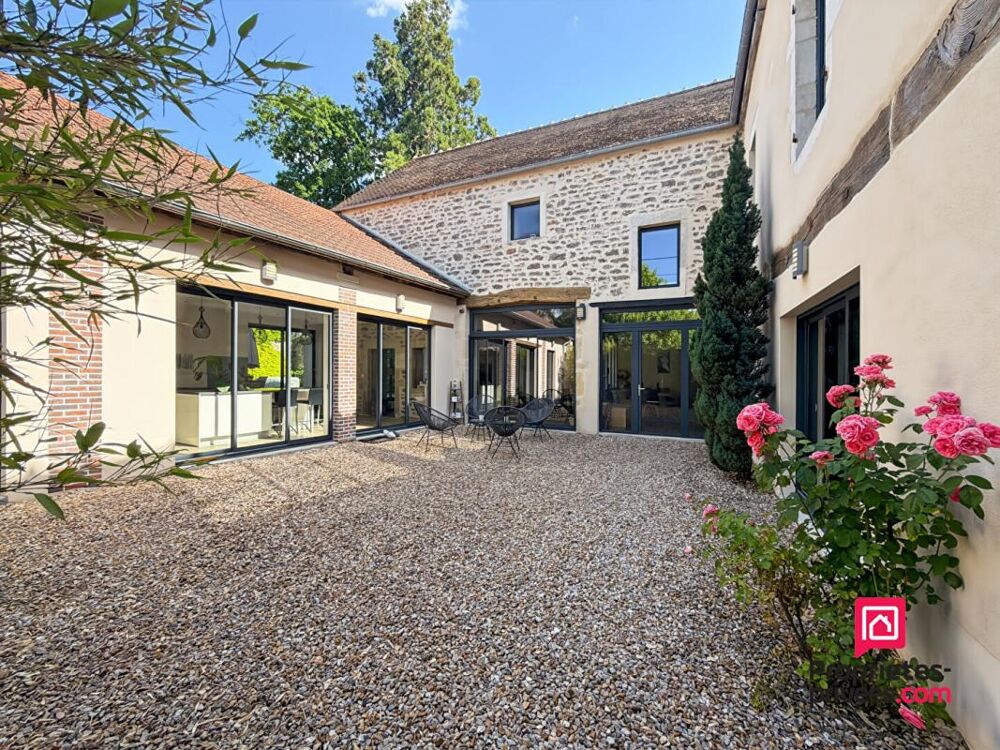 Maison d'architecte Avallon centre ville avec jardin