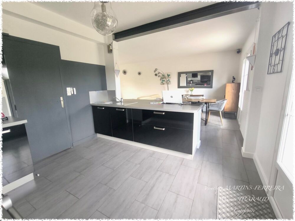 Vente Maison À vendre – Maison familiale 5 pièces avec jardin, terrasse et piscine à MÉREAU Mereau