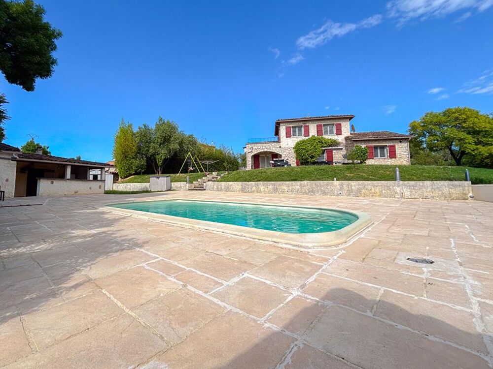 Boisset-et-Gaujac - Maison en pierre 135 m² avec piscine chauffée sur environ 1 370 m²