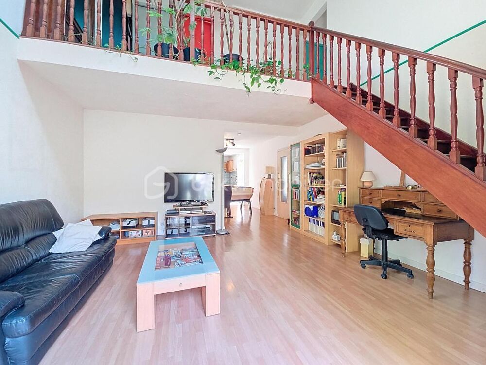 Maison spacieuse et confort moderne à l'épreuve du temps