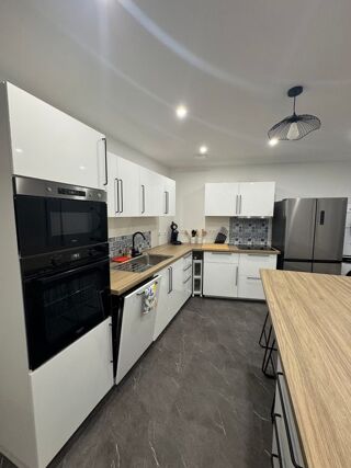  Appartement � louer 6 pi�ces 117 m�