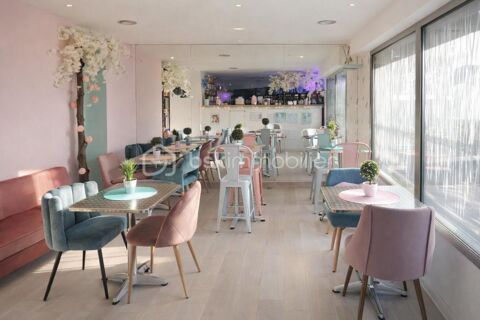 FR&Eacute;JUS PLAGE � LOCAL COMMERCIAL LIBRE DE 53 m&sup2; � EMPLACEMENT STRAT&Eacute;GIQUE 179000 83600 Frejus