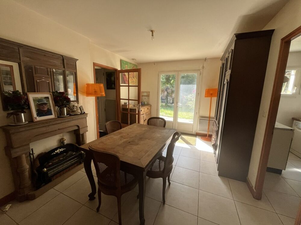 Domaine de Carheil  Maison familiale 230m²  7 chambres  Terrain 3 022m²