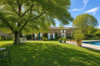  Propriété/château à vendre 11 pièces 340 m²
