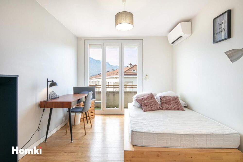 Vente Appartement Appartement T4 de 79 m² à Grenoble 38100, Rue Léon Jouhaux Grenoble