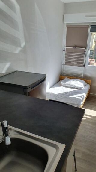  Appartement à louer 1 pièce 15 m²