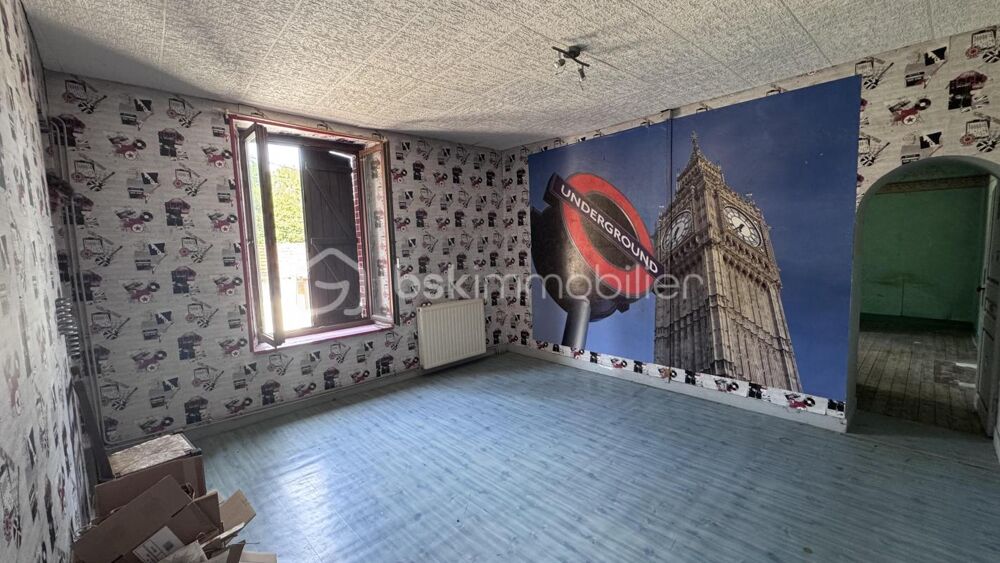 MAISON A RENOVER ENTIEREMENT