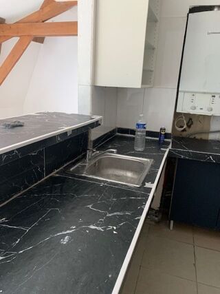  Appartement à louer 5 pièces 109 m²