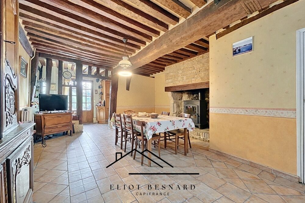 Vente Maison En exclusivité - Maison à colombages du XVII? siècle avec dépendances et 5 hectares – Grandchamp-le-Château Grandchamp le chateau