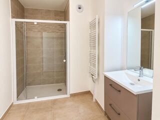  Appartement à louer 2 pièces 39 m²
