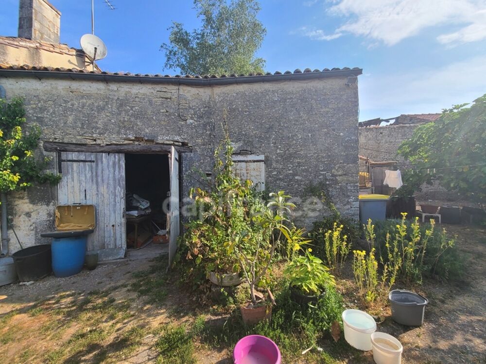 Vente Maison Charmante maison de village en pierre à personnaliser Siecq