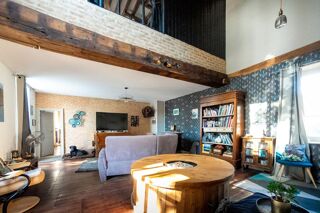  Maison à vendre 15 + pièces 318 m²