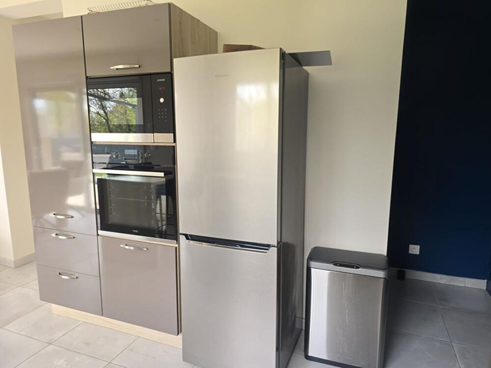 Maison 4 CHAMBRES DOUBLE GARAGE 5 pièce(s) 120 m2