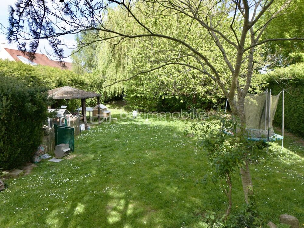 Vente Terrain LOT A BATIR 727 m2 Lot arrière Courson monteloup