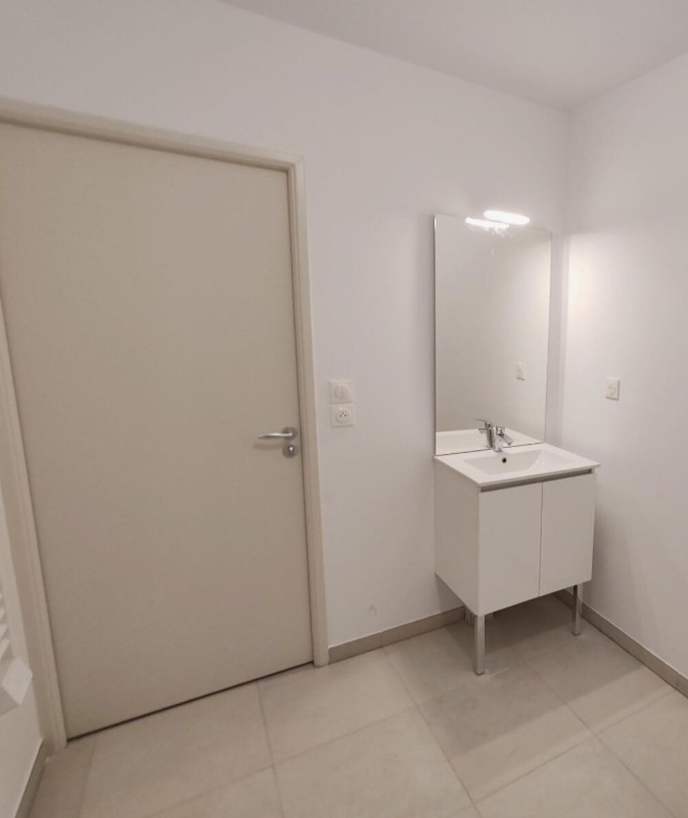 Location Appartement T2 avec terrasse, cellier et parking à Monteux Monteux