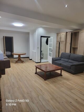  Appartement à louer 2 pièces 50 m²