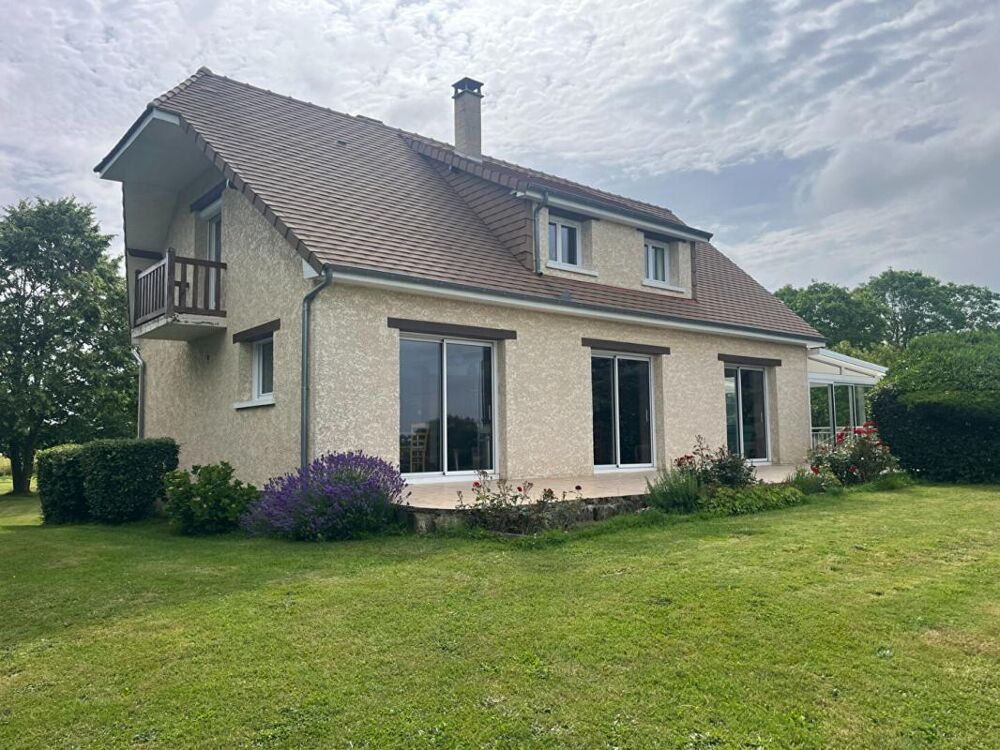 Vente Maison CHARLEVAL MAISON 4 CHAMBRES SOUS SOL 145 M2 SUR  9400M2 Charleval