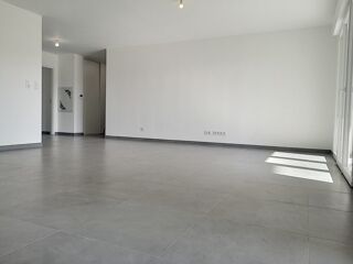  Appartement à louer 4 pièces 87 m²