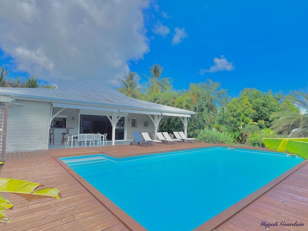 Vente Propriété/Château SAINT-FRANÇOIS – VILLA D'EXCEPTION AVEC GRANDE PISCINE, À 5 MINUTES DES PLAGES Saint francois