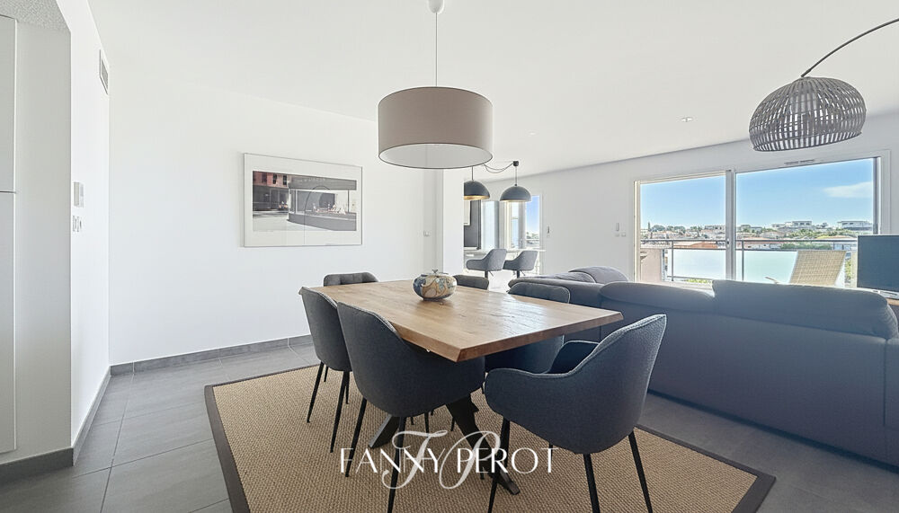 Appartement Saint Cyprien 4 pièces 98 m2 avec terrasses et garage