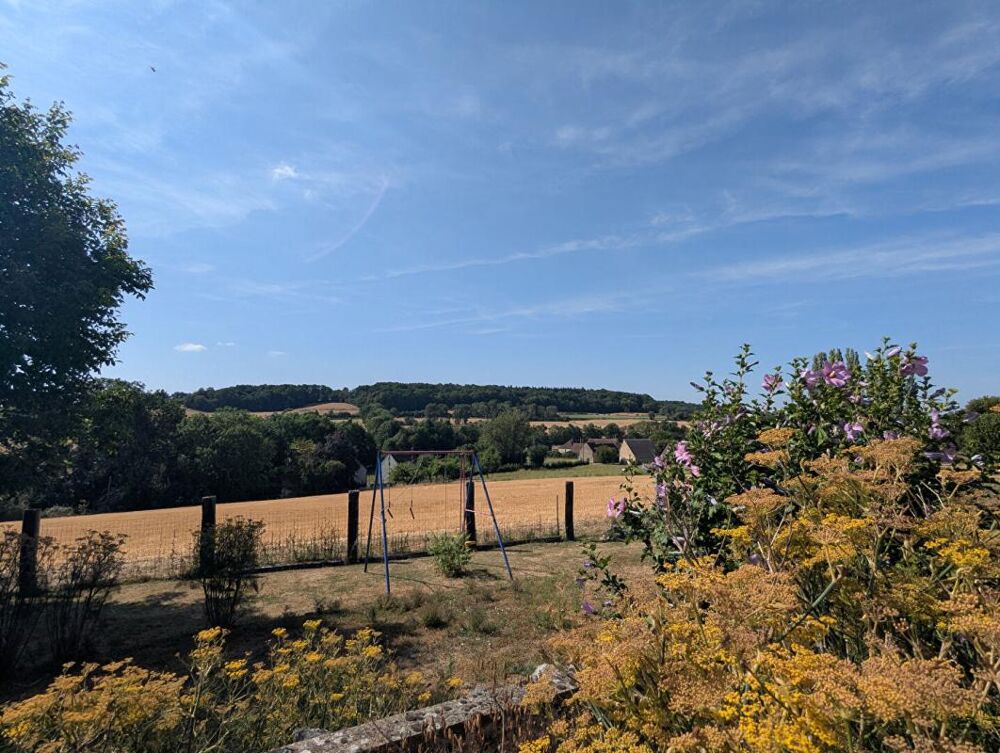 28240-Longère à rénover d'environ 250m2 avec maison indépendante de 50m2