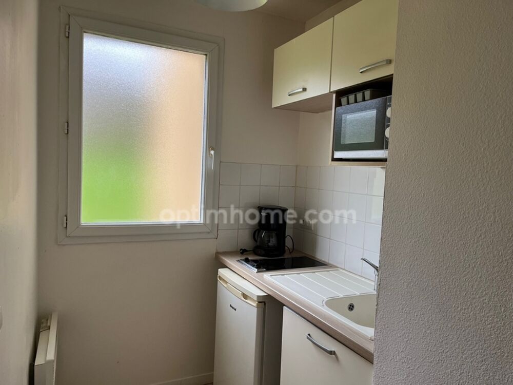 Proximité immédiate de Honfleur - Appartement de type T1 BIS - 21 m2 environ - Plain pied - Piscine - Parking