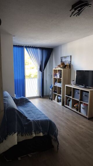  Appartement à louer 1 pièce 25 m²