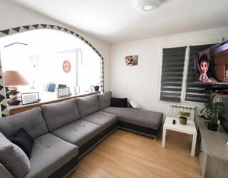 Vente Maison 29520 Saint Goazec maison avec vie de plain pied salon séjour cuisine 44 m² 4 chambres 2 salles d'eau sous sol complet Saint goazec